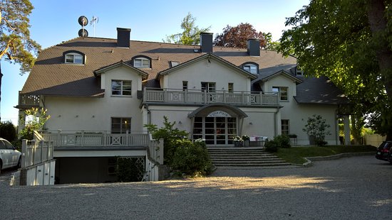 Villa Park Wellnisshotel